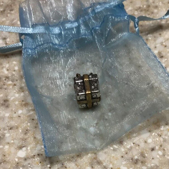 Brighton GIFT BOX Present STOPPER Bead Charm Holiday Christmas J95142-NEW - Picture 3 of 3